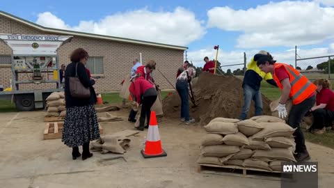 Flood evacuation warnings escalate across NSW