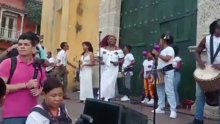 Judith Pinedo llenó la Plaza de la Trinidad en Getsemaní