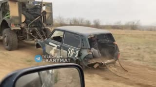 🚀🇺🇦 Ukraine Russia War | Zaporizhia: Ukrainian M-ATV Tows Damaged Russian Lada Niva | RCF