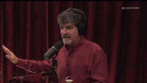 "Whoever driving vaccine policy is comfortable with the death of other people”: Bret Weinstein