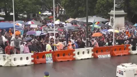 New Zealanders Performed Maori Haka in Support of the Freedom Convoy || Foreign News