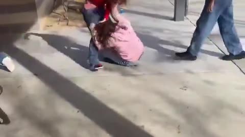 BRO USED A SOCK FULL OF ROCK TO PROTECT HIS GIRLFRIEND FROM BEING JUMPED!! ☠️ ☠️ ☠️