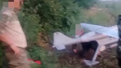 Russian Soldier’s launching a Orlan UAV to correct the fire of artillery on Ukrainian positions