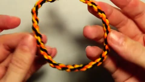 DIY Easy Round Friendship Bracelets Tutorial - Learn How to Make