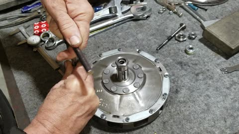 1974 Triumph Trident restoration Part 5, Finishing the clutch and getting it to work