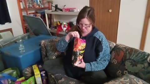 Reaction To Cheetos Flamin Hot Tangy Chili Fusion Chips