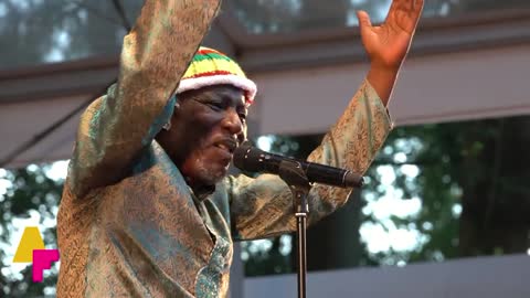 🎙️ Alpha Blondy & The Solar System – Sebe Allah