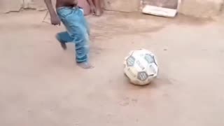 Little boy missed his Kick 😂