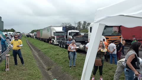 Paralisação dos Caminhoneiro no dia 1/11/22