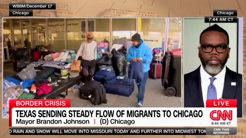 CNN host asks Dem Mayor point blank if Biden admin is ignoring migrant crisis