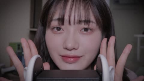 ASMR I'll give you an ear massage quietly.