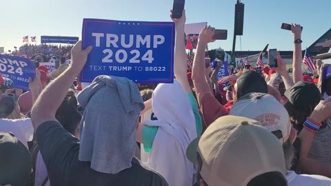 Trump welcomed in Texas