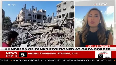 Hundreds of tank positioned at gaza border.