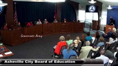 Father reads out pornographic materials for 10 YO from a school book to the school board