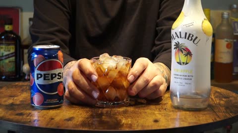 Malibu Pineapple Rum & Pepsi Peach