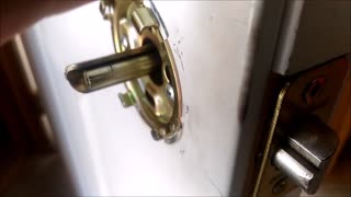 How To Remove a Kwikset Knob Lock Set With No Screws (HD)