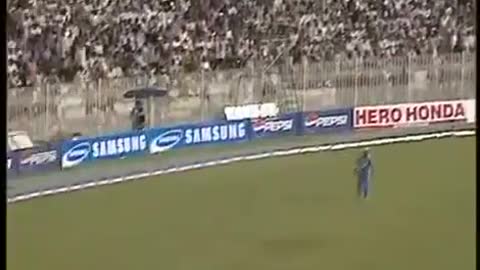 Shahid Afridi 80 Runs vs India- Pakistan Vs India 2nd ODI Match Highlights Samsung Cup 2004