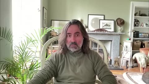 Neil Oliver: 'Climate crisis, world at boiling point, rising sea levels, it's all lies.