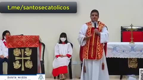 Padre Pablo Henrique - A loucura de proibir os não vacinados!