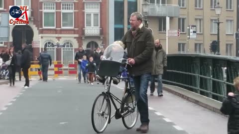 Cycling with babies and toddlers in The Netherlands