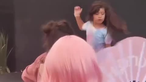 Groomer drag queen teaches toddlers to perform in adult theme