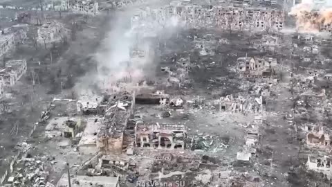 Tankers during the assault on Maryinka