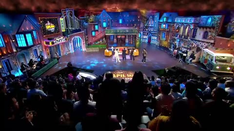 Alone song: Kapil sharma & guru randhawa live singing in Kapil sharma show