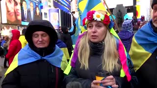 Protesters in Times Square call for peace in Ukraine