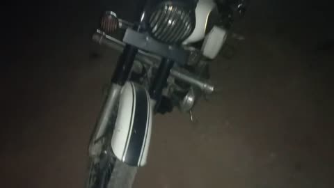Royal Enfield Bullet Diesel ward fasht bullet bike new video in india follow and subscribe