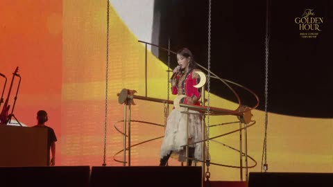 [IU] 'eight' Live Clip (2022 IU Concert 'The Golden Hour Under the Orange Sun')