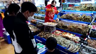 The ethical debate behind South Korea's Russian crab craze