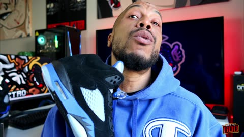 Racing to Greatness: Unboxing the 2022 Air Jordan 5 'Racer Blue' | Stride in Style!"