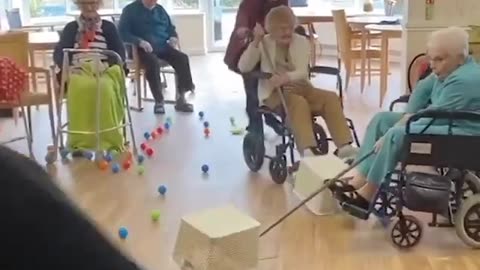 Sweet nursing home residents play a life-size version of Hungry Hungry Hippos ❤️️