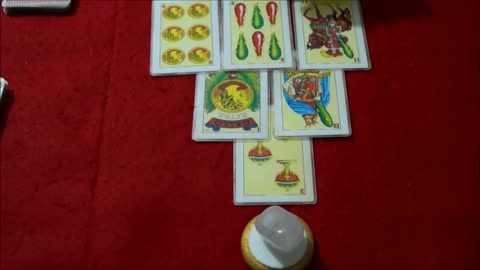 Tarot Interactivo ¿Qué mensaje trae el fantasma?