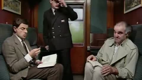 Safe flight Mr Bean! Funny clips