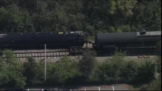 Train derailment - Train carrying propane tank derails in Manatee County, Florida