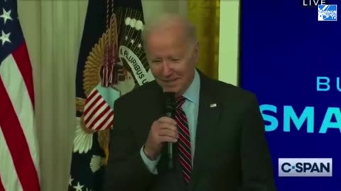 Bizar optreden Joe Biden voor statement Nashville-shootings