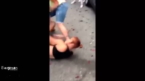 Insane Girl Street Fights & Brawls | CRAZY A** Females !!! | Ridiculous *MUST SEE*