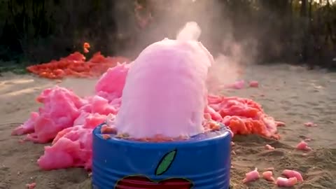 Giant Toothpaste Eruption from Apple pit, Giant Coca Cola & Balloons Chupa Chups, Fanta vs Mentos