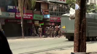 Men seen with handguns during Nairobi protests