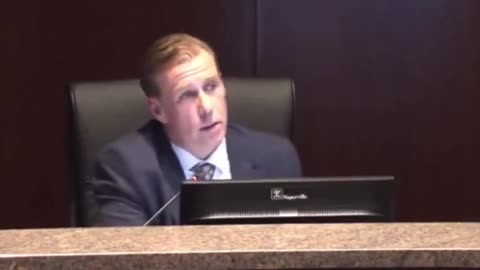 Illinois Councilman Wants Wealthy Liberals to House Illegal Migrants