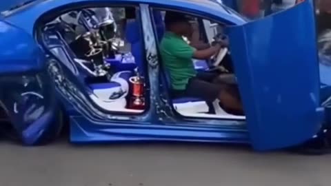 An Amazing Spinning Car doors