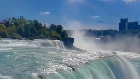 Niagara falls Canada 🇨🇦 #foryou #foryoupage #canada_life🇨🇦 #viral #video #fypシ #trending #ilovetikto