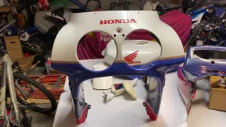 Honda rc30 / vfr750r paint restoration