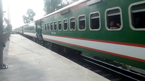 Rangpur Express Inter-city Train Dhaka to Rangpur