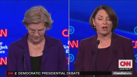 Warren Attacked by Debate Rivals on Health Care
