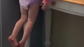 Adorable Toddler Teaches You The Art Of Working Out