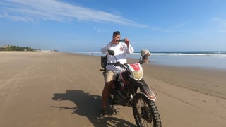 Ecuador Beach motor bike ride