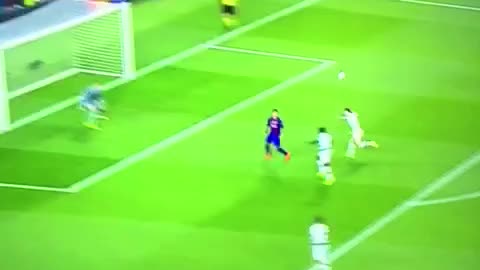 VIDEO: Superb goal from Luis Suarez