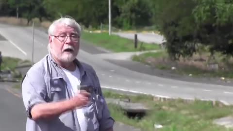 Man Shoots Protesters Blocking Traffic: Video 2